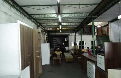 Imagem 1: Galpão/Depósito/Armazém para aluguel tem 440 metros quadrados