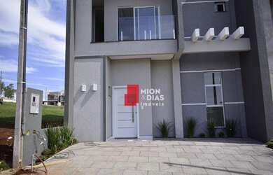 Imagem: A casa em condomínio possui 3 Dormitórios, 2 Banheiros, 2