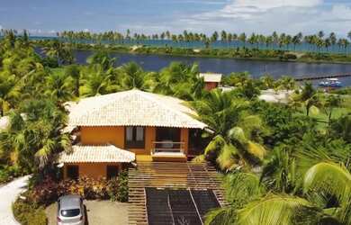 Imagem: A casa possui 5 Dormitórios, 5 Banheiros e 200m² de Área