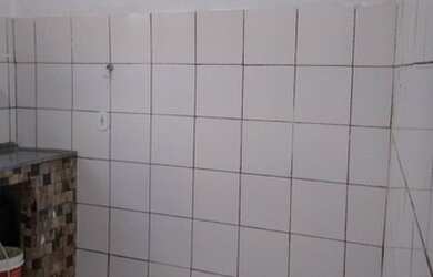 Imagem: A casa possui 1 Dormitório, 1 Banheiro e está localizado