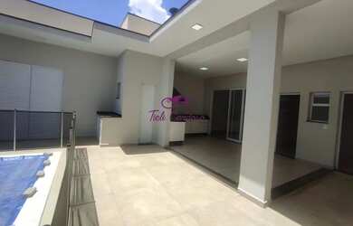 Imagem: A casa em condomínio possui 3 Dormitórios, 4 Banheiros, 4