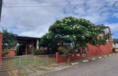 Imagem: A casa em condomínio à venda possui 2 Dormitórios, 5 Banheiros