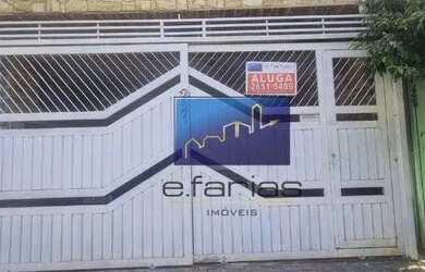 Imagem: A casa possui 2 Dormitórios, 1 Banheiro, 1 Vaga na garagem