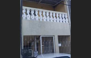 Imagem: A casa possui 1 Dormitório, 1 Banheiro, 49m² de Área e está