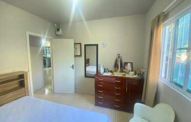 Imagem 10: Casa na Avenida Paraná a 4 Quadras da Praia no Balneário Nereidas em...