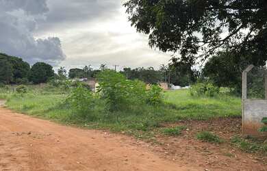 Imagem: O terreno possui 2.300m² de Área e está localizado em Uberlândia