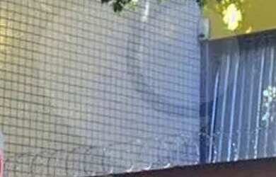 Imagem: O depósito possui 5 Vagas na garagem, 946m² de Área e está