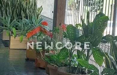 Imagem: A casa possui 3 Dormitórios, 3 Banheiros, 5 Vagas na garagem