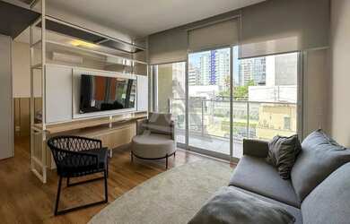 Imagem: O apartamento possui 1 Dormitório, 1 Banheiro, 1 Vaga na garagem