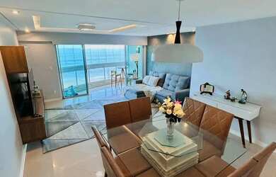 Imagem: O apartamento possui 3 Dormitórios, 1 Banheiro, 2 Vagas na