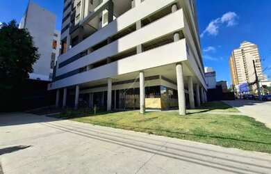 Imagem: O depósito possui 1046m² de Área e está localizado em Barro