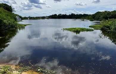 Imagem: O terreno possui 1023m² de Área e está localizado em Ponta