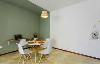 Imagem 9: Quarto privativo mobiliado em apartamento compartilhado no Trindade