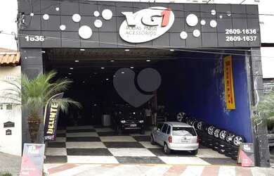 Imagem: O depósito possui 5 Vagas na garagem e 650m² de Área e está