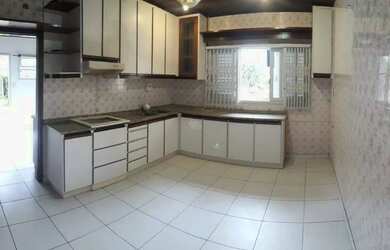 Imagem 6: CASA SEMIMOBILIADA PARA ALUGAR NO BAIRRO AZAMBUJA EM BRUSQUE