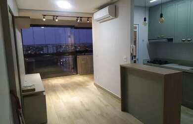 Imagem: O apartamento possui 2 Dormitórios, 2 Banheiros, 1 Vaga na