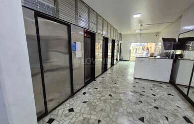 Imagem: A kitnet possui 1 Dormitório, 1 Banheiro, 27m² de Área e