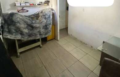 Imagem 2: VENDO CASA. 2 Banheirose2 Dormitórios