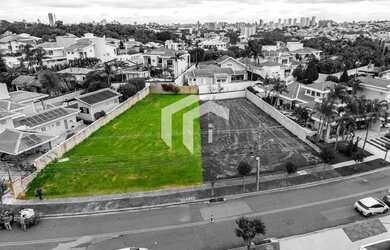 Imagem: O terreno possui 834m² de Área e está localizado em Jardim
