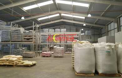 Imagem: O depósito possui 2.264m² de Área e está localizado em