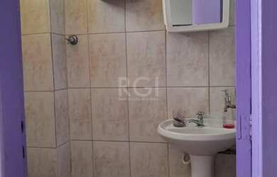 Imagem 10: Sala comercial na Galeria do Rosário desocupada andar alto