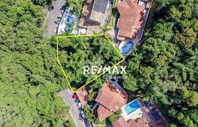 Imagem: O terreno à venda possui e está localizado em São Fernando