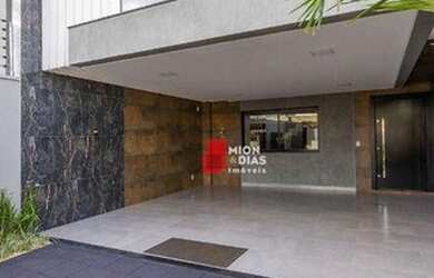 Imagem: A casa possui 3 Dormitórios, 4 Banheiros, 2 Vagas na garagem