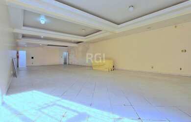 Imagem 2: Loja em Glória. 231m² de Áreae2 Vagas na garagem