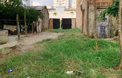 Imagem: O terreno à venda possui 425m² de Área e está localizado