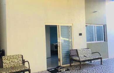 Imagem: A casa possui 3 Dormitórios, 3 Banheiros, 3 Vagas na garagem