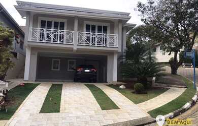 Imagem: A casa em condomínio possui 3 Dormitórios, 4 Banheiros, 4