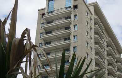 Imagem: O depósito possui 1 Vaga na garagem e 32m² de Área e está