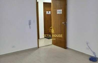 Imagem: O depósito possui 2 Vagas na garagem, 38m² de Área e está