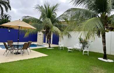 Imagem: A casa em condomínio possui 4 Dormitórios, 5 Banheiros, 2