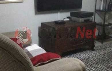 Imagem: A casa à venda possui 2 Dormitórios, 2 Banheiros, 1 Vaga na