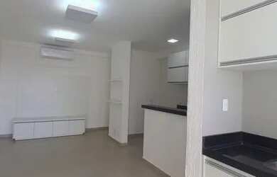 Imagem: O apartamento possui 2 Dormitórios, 2 Banheiros, 2 Vagas na