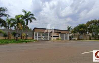 Imagem: A casa em condomínio possui 3 Dormitórios, 2 Banheiros, 2