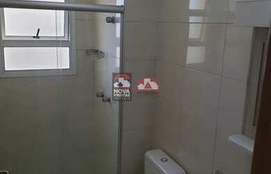 Imagem: O apartamento possui 2 Dormitórios, 1 Banheiro, 2 Vagas na