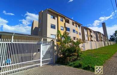 Imagem: O apartamento possui 3 Dormitórios, 1 Banheiro, 1 Vaga na garagem