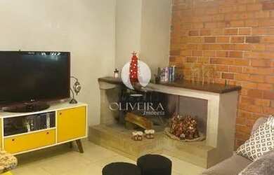 Imagem 2: Casa com 03 dormitórios, lareira e churrasqueira à venda em Camobi