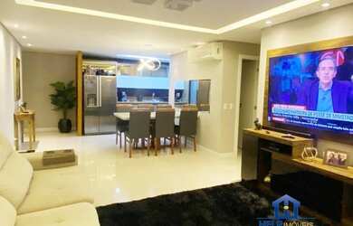 Imagem: O apartamento possui 4 Dormitórios, 2 Banheiros, 2 Vagas na