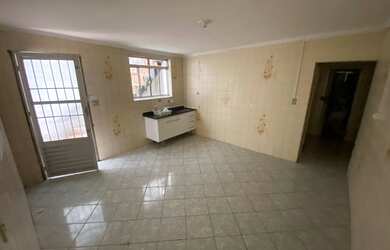 Imagem: A casa possui 2 Dormitórios, 1 Banheiro, 50m² de Área e