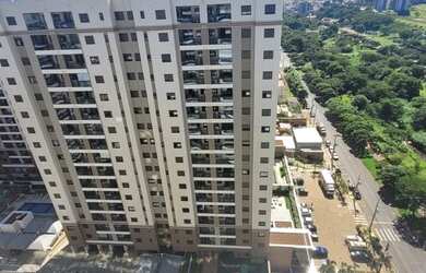 Imagem: O apartamento possui 1 Dormitório, 1 Banheiro, 1 Vaga na garagem