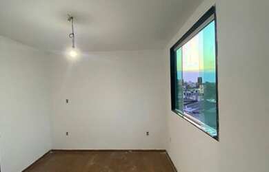 Imagem 1: Alugo casa. Varanda, 1 Vaga na garageme2 Dormitórios