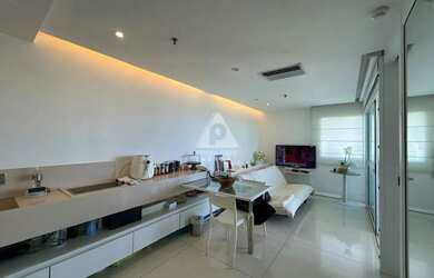 Imagem 3: Wyndham Rio Barra Flat Mobiliado com Vista Mar no Melhor Ponto da Lúcio...