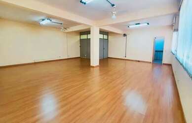 Imagem: O depósito possui 90m² de Área e está localizado em Centro