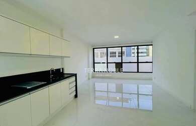 Imagem: O apartamento possui 1 Dormitório, 1 Banheiro, 43m² de Área