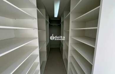 Imagem 6: Casa residencial com 3 quartos sendo 2 suítes disponível para venda...