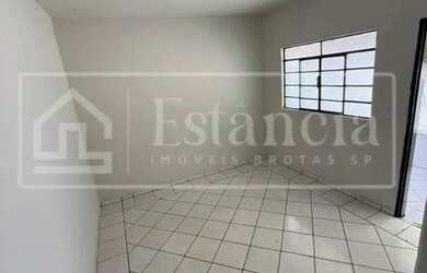 Imagem 2: Casa para Venda em Brotas, Bela Vista, 2 dormitórios, 1 banheiro, 1 vaga