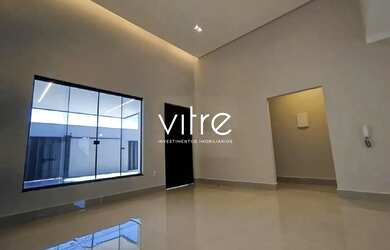 Imagem: A casa possui 3 Dormitórios, 2 Banheiros, 2 Vagas na garagem